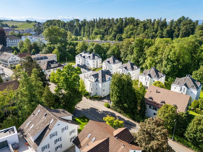 Charmante, zentrumsnahne 3.5-Zimmer-Gartenwohnung in Uster (13)
