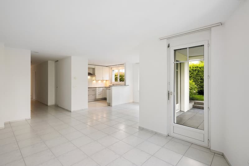 Charmante, zentrumsnahne 3.5-Zimmer-Gartenwohnung in Uster (5)