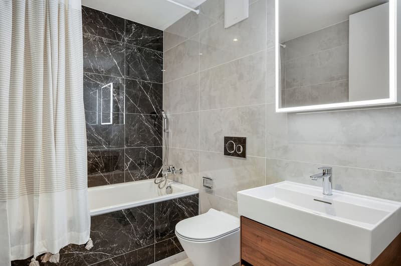 Stunning Wiedikon 3.5-room apartment with basement and W/T, close to S-Bahn Markt, via Blueground (19)