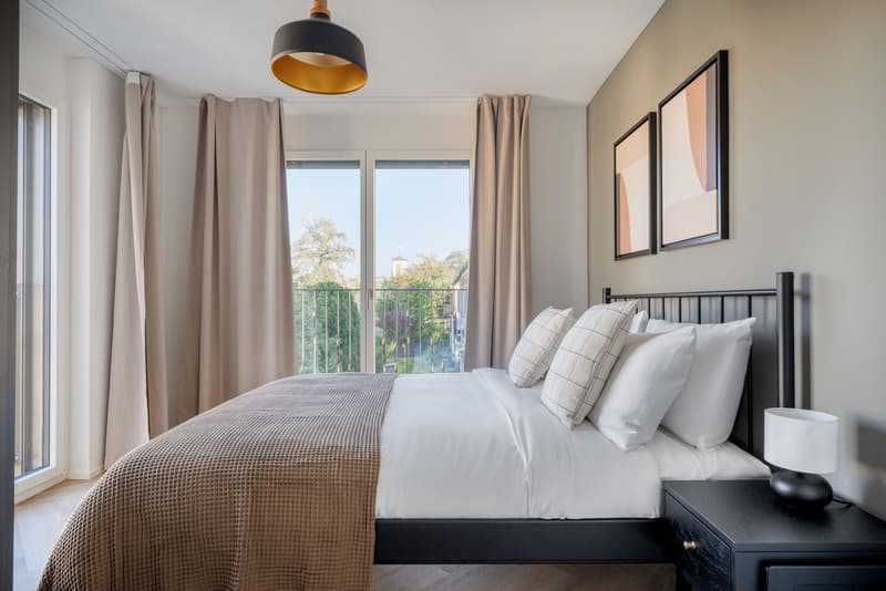 Stunning Wiedikon 3.5-room apartment with basement and W/T, close to S-Bahn Markt, via Blueground (16)