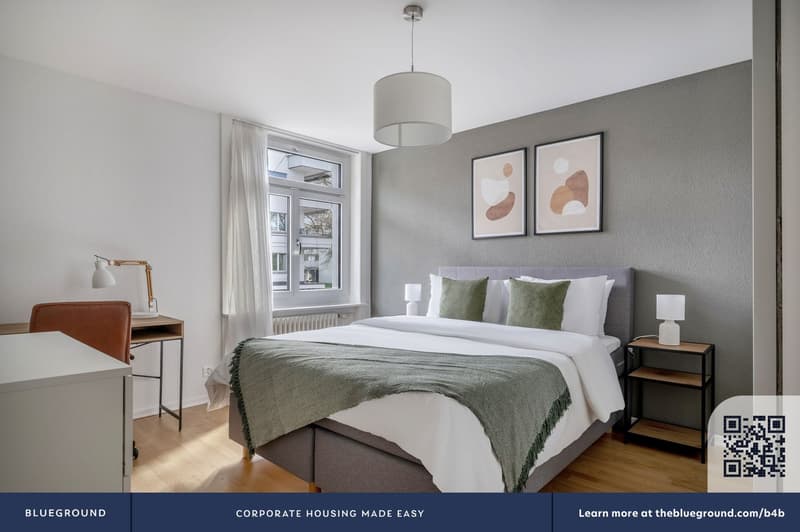 Airy Wiedikon 2.5 rooms with W/T. Close to market, by Blueground (9)
