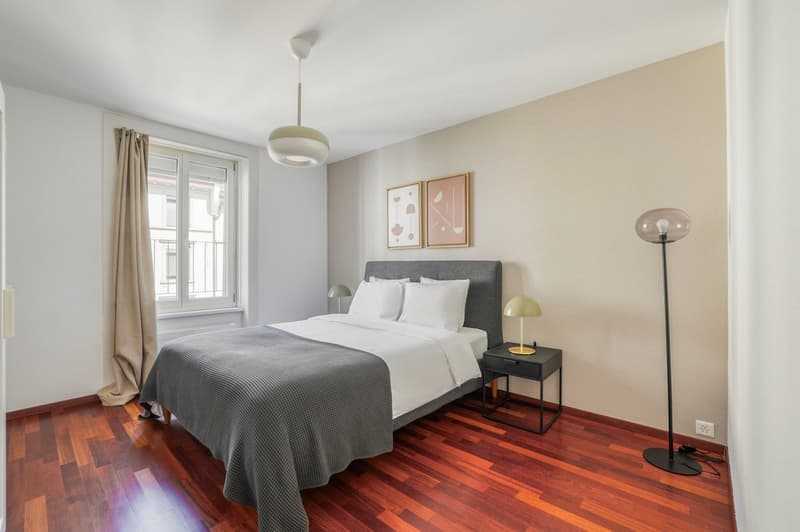 Appartement spacieux Wiedikon 4,5 pièces avec W/T, près du marché et de la gare ZRH HB, par Blueground (17)