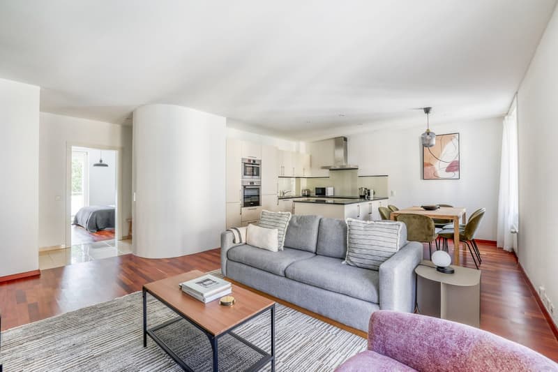Appartement spacieux Wiedikon 4,5 pièces avec W/T, près du marché et de la gare ZRH HB, par Blueground (2)