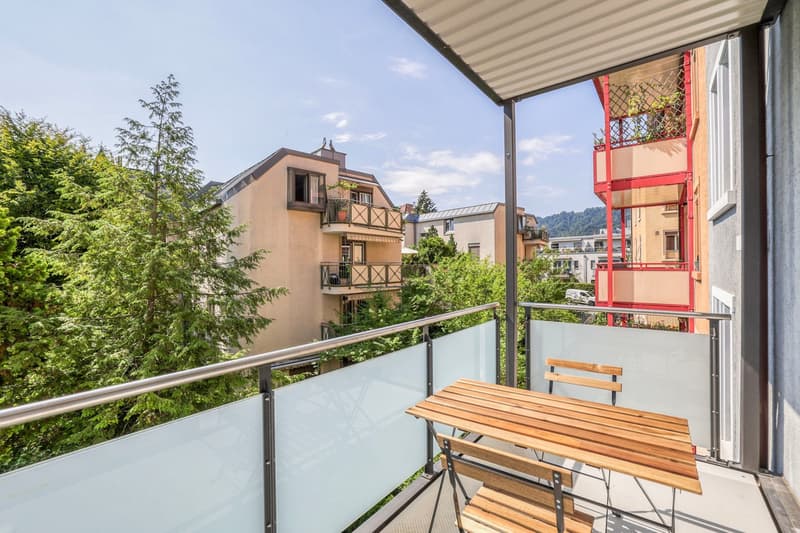 Appartement spacieux Wiedikon 4,5 pièces avec W/T, près du marché et de la gare ZRH HB, par Blueground (4)