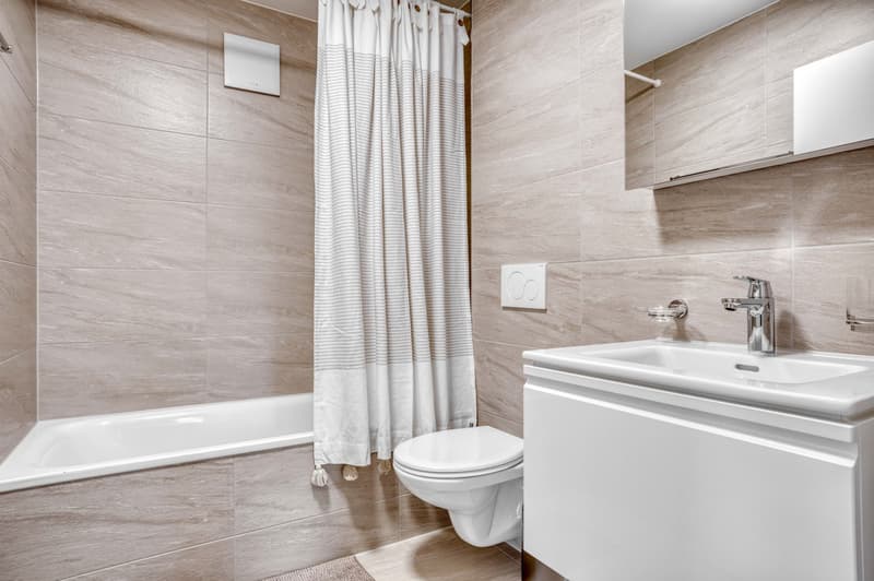Dreamy Wiedikon 4.5 rooms + W/T, + storage, 3 minutes to market (12)