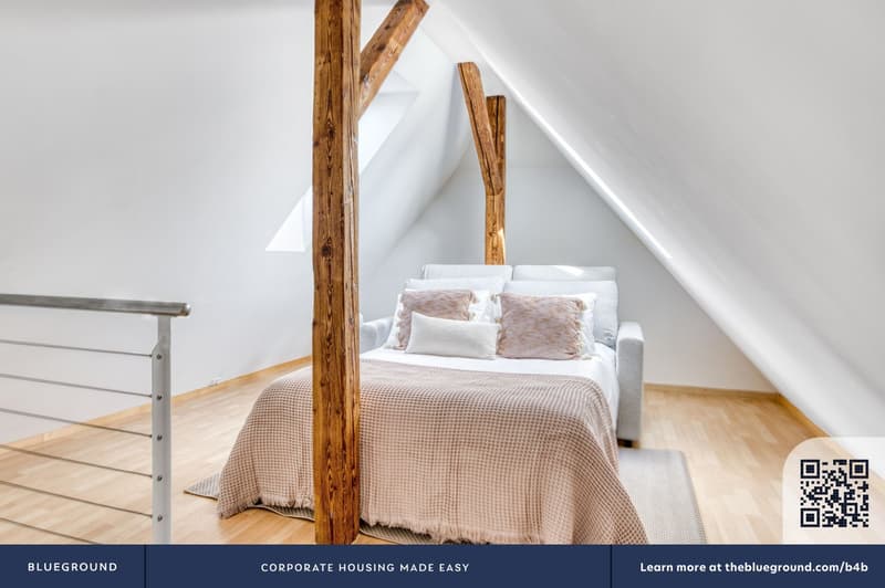 Hip Oerlikon 2.5 rooms + storage, 2 minutes to market, via Blueground (9)
