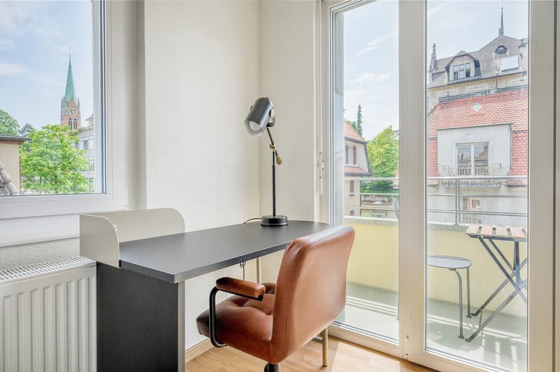 Airy Wiedikon, 2.5 rooms & cellar, W/T, 2 minutes to tram (4)