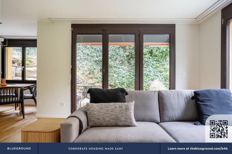 Stylish Hirslanden, 2.5 rooms, private garden, cellar, W/T, via Blueground (4)