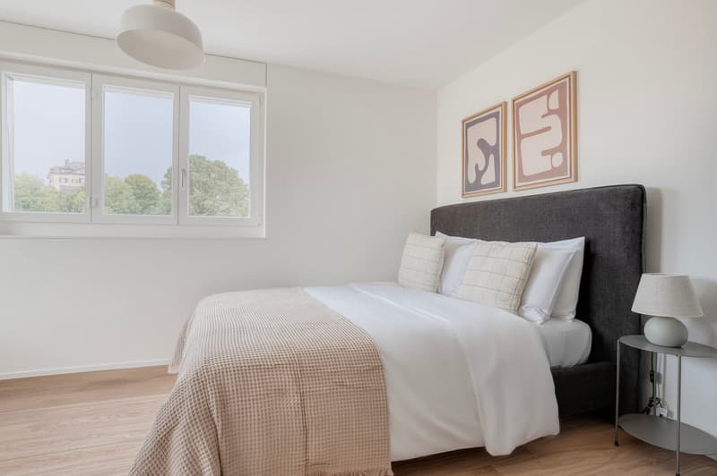 Exklusive Enge 3.5 Zimmer mit W/T, nah zum Markt über Blueground (11)