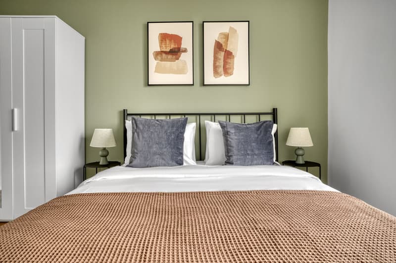 Modern 2.5 rooms, basement, W/T, 1 minute to market, via Blueground (11)