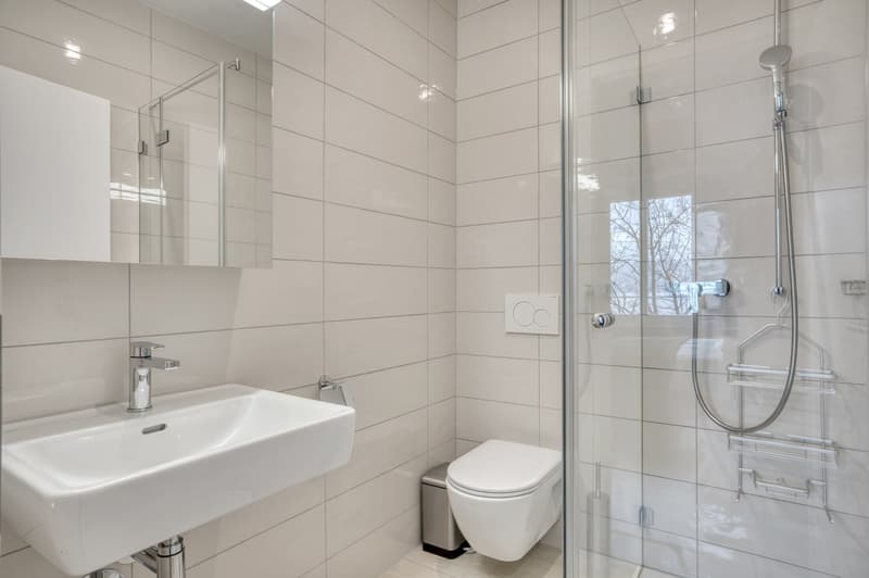 Modern 2.5 rooms, basement, W/T, 1 minute to market, via Blueground (14)