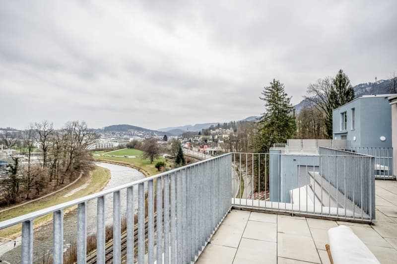 Ideal Leimbach 2.5 rooms + basement + W/T. 5 minutes to market, via Blueground (16)