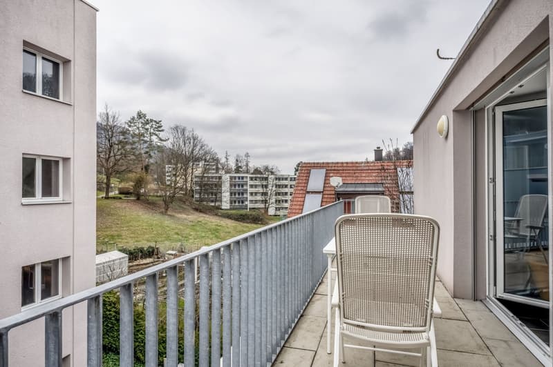 Ideal Leimbach 2.5 rooms + basement + W/T. 5 minutes to market, via Blueground (8)