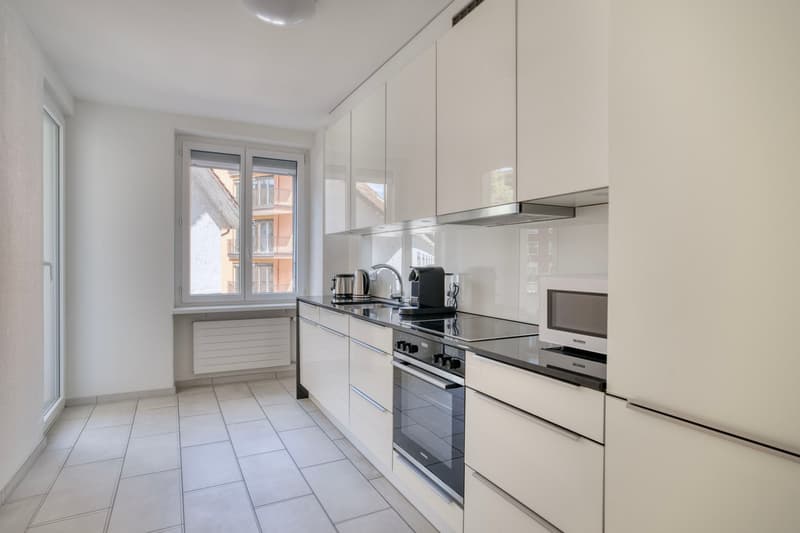 Lusso Wiedikon 3,5 locali con W/T, vicino al mercato, by Blueground (7)