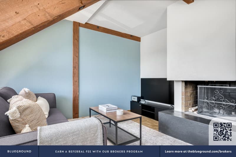 Hip Wipkingen 2.5 rooms + storage, 2 minutes to market, via Blueground (3)