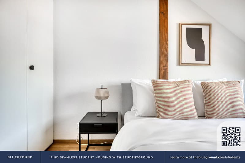 Hip Wipkingen 2.5 rooms + storage, 2 minutes to market, via Blueground (10)