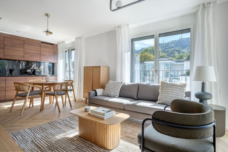 Quiet Wiedikon 2.5 rooms with basement and W/T, close to S-Bahn Markt, via Blueground (3)