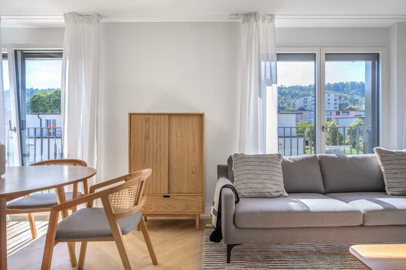 Quiet Wiedikon 2.5 rooms with basement and W/T, close to S-Bahn Markt, via Blueground (2)