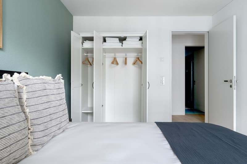 Leimbach 3.5 rooms + living room & kitchen, 2 minutes to the market, via Blueground (9)