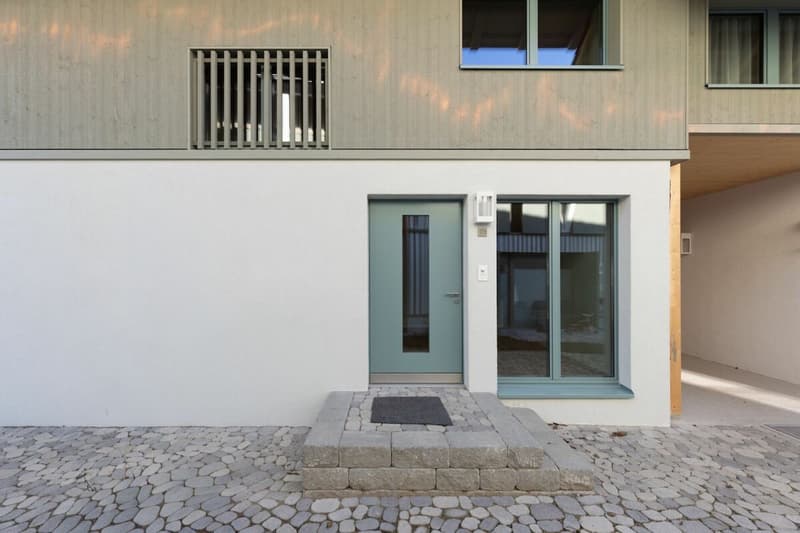 Bezugsbereit! Komplett saniertes 5.5 Zimmer Einfamilienhaus im schönen WEIHERHOF (3)
