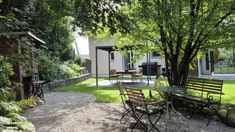 Maison unifamiliale impressionnante avec piscine intérieure et sauna (2)