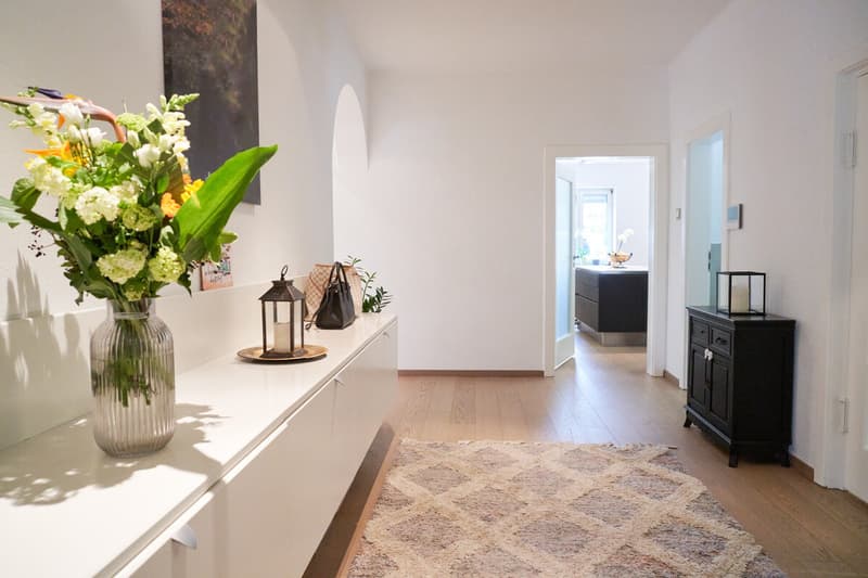 Retreat with class: Stately villa (5)