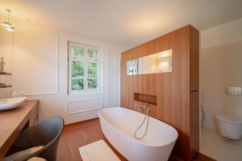 Exklusive Villa am Bodensee mit Seegrundstück in Mannenbach (8)