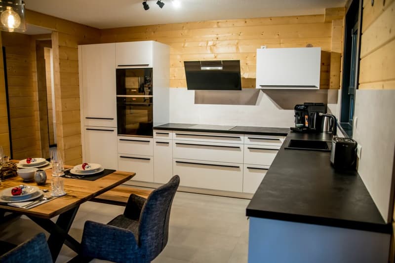 OGGETTO DI RENDITA - Casa in legno a due famiglie (3)