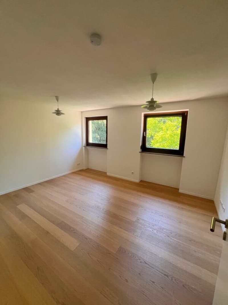 Jugendstilvilla mit Panoramablick und 6.315 m² Parkgrundstück in Stuttgart (33)