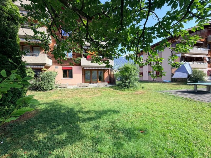 Solide 3,5-Zimmer-Wohnung mit schöner Terrasse und EHP in Interlaken (17)
