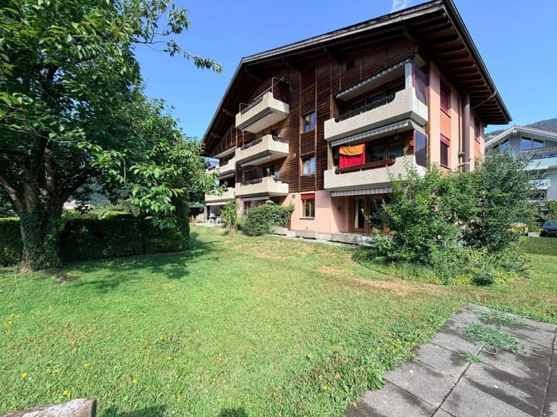 Solide 3,5-Zimmer-Wohnung mit schöner Terrasse und EHP in Interlaken (16)