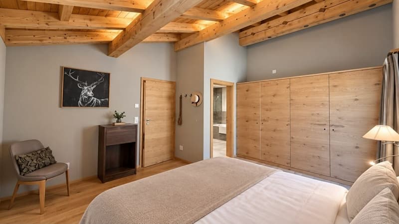 Exklusive 5.5 Zimmer Dachgeschosswohnung (7)