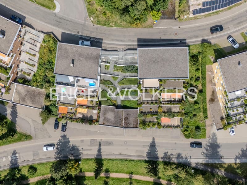 Appartement terrasse de 4,5 pièces à rénover avec vue sur le parc (3)