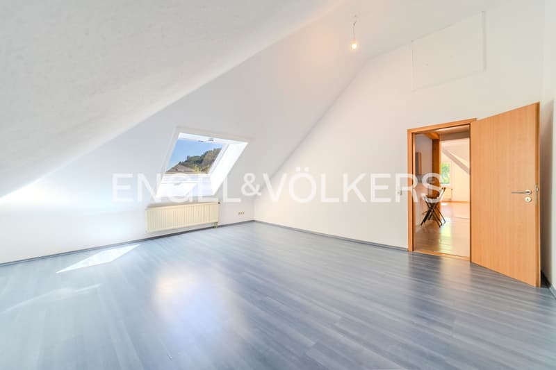 Reserviert: 3-Zimmer-Dachgeschosswohnung (1)