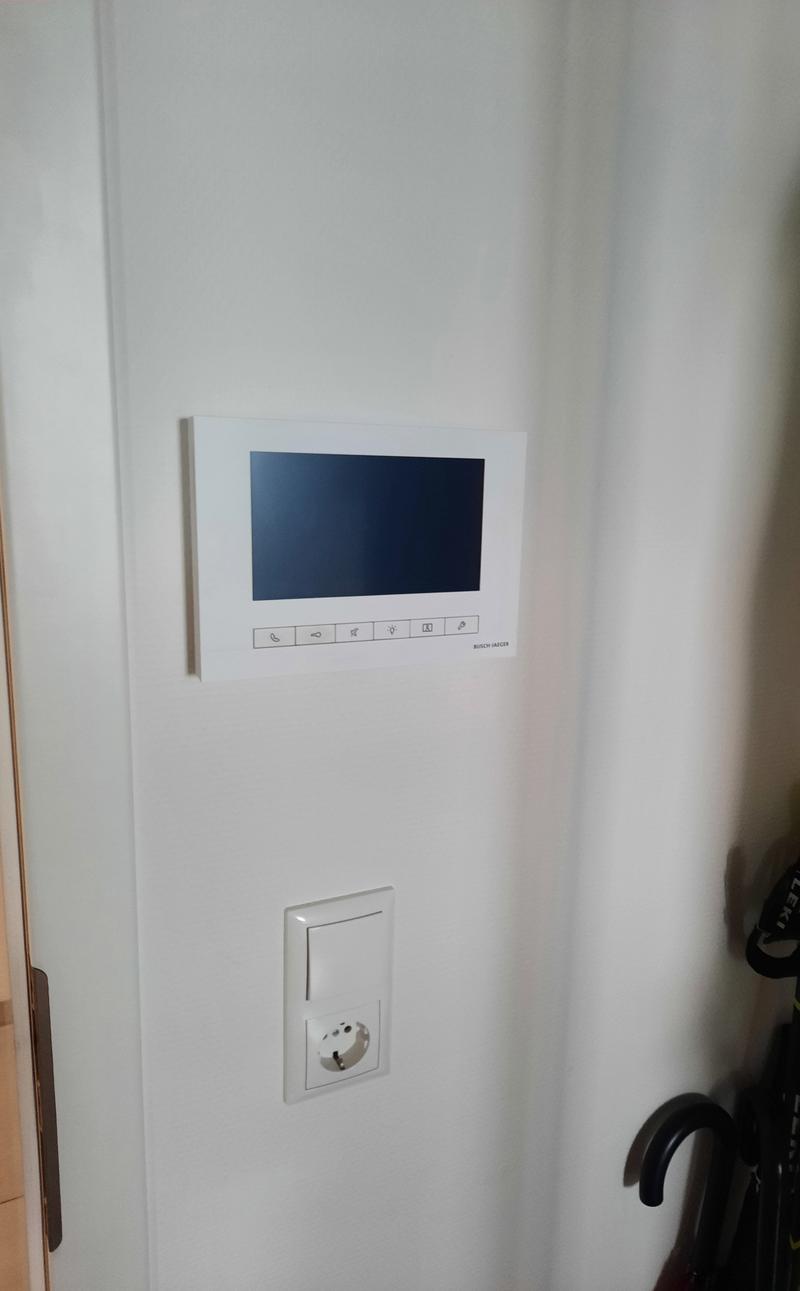 Apartment with usufruct: Stylish apartment with balcony, elevator, and two (11)