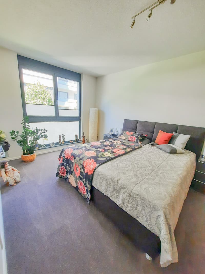 Apartment with usufruct: Stylish apartment with balcony, elevator, and two (8)