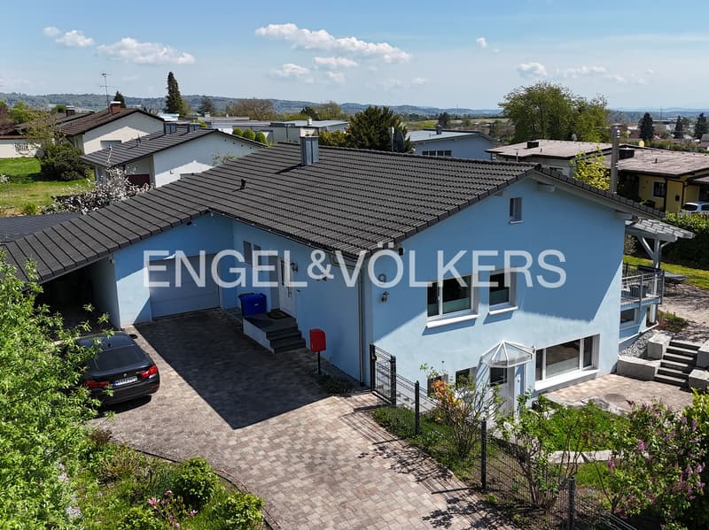 Exclusive bungalow with separate apartment (2)