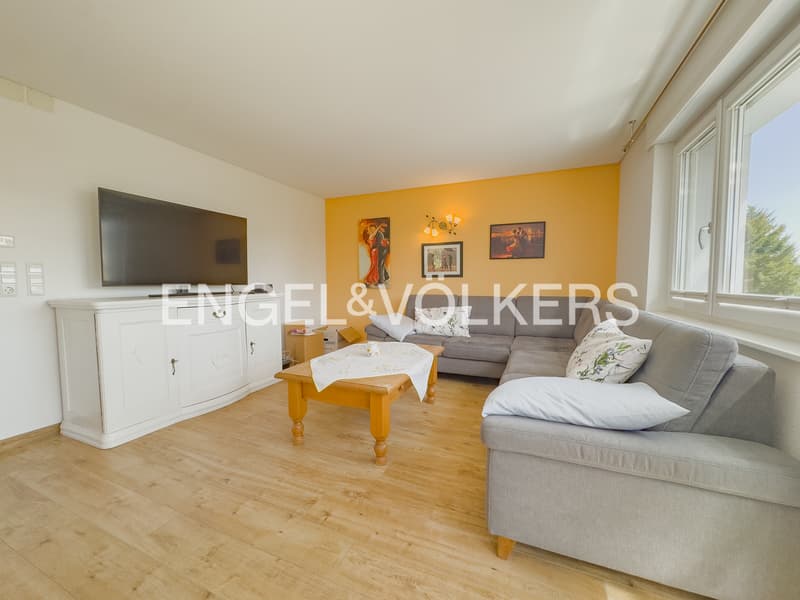 Exclusive bungalow with separate apartment (5)
