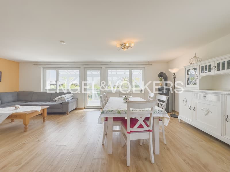 Exclusive bungalow with separate apartment (4)