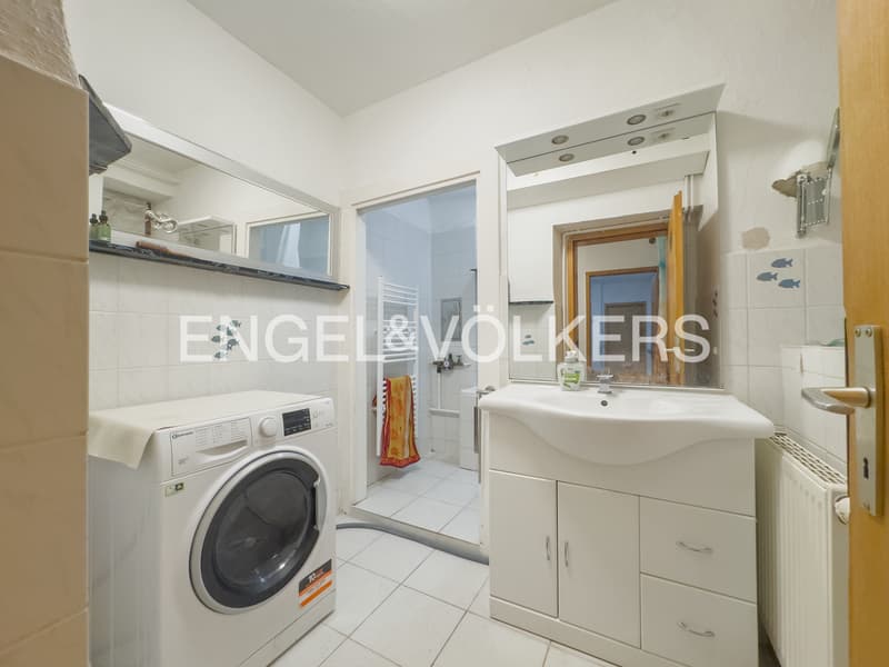Exclusive ground-floor apartment with private garden idyll (6)