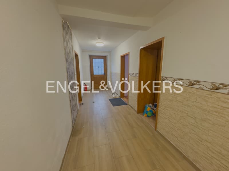 Exclusive ground-floor apartment with private garden idyll (3)
