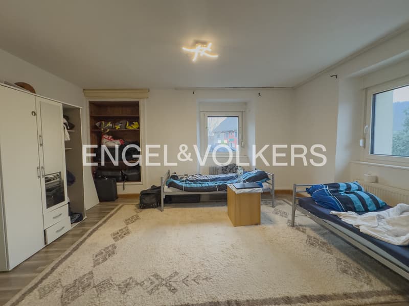 Exclusive ground-floor apartment with private garden idyll (4)