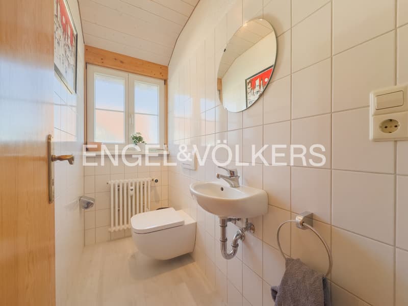Appartement-maisonnette élégant avec balcon ensoleillé et vue sur la verdure - (10)