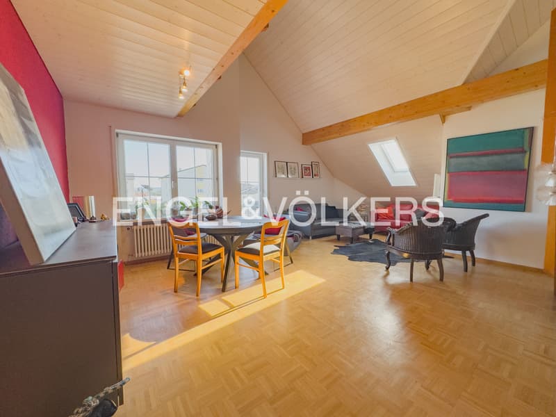 Appartement-maisonnette élégant avec balcon ensoleillé et vue sur la verdure - (1)