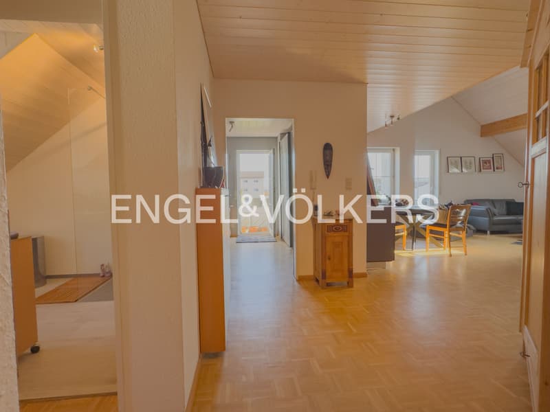 Appartement-maisonnette élégant avec balcon ensoleillé et vue sur la verdure - (2)
