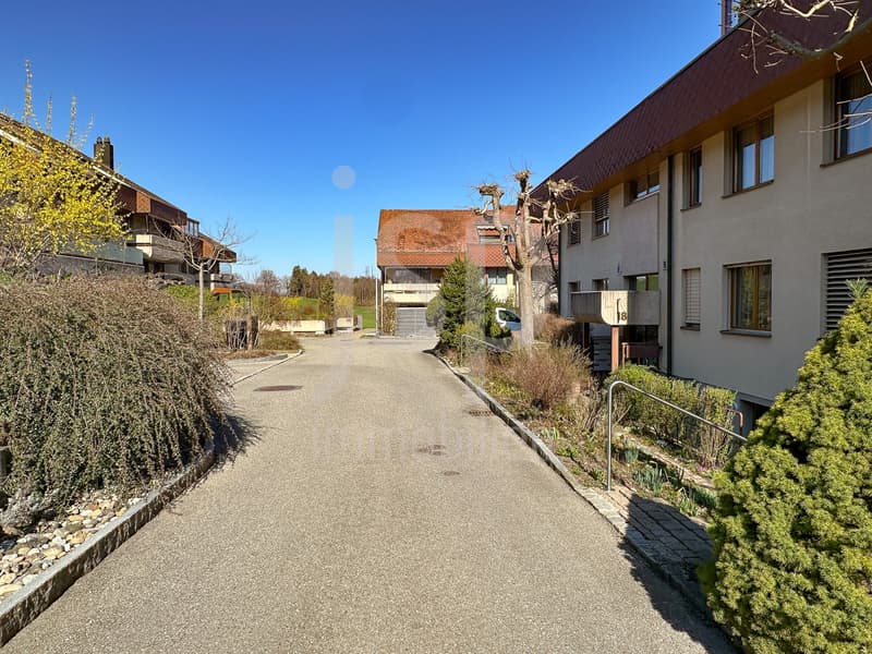 A practical 3.5-room apartment directly at the train station in Niederscherli (13)