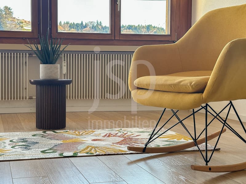A practical 3.5-room apartment directly at the train station in Niederscherli (1)