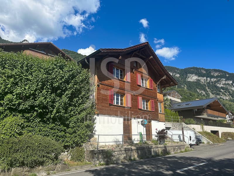 Maison avec deux appartements au bord du lac (3)