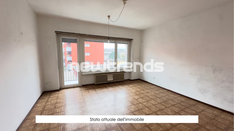 Mendrisio: Mietshaus mit Lager, 13 Garagen und 5 Außenparkplätzen (11)