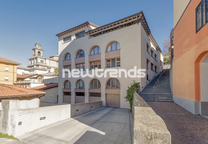 Mendrisio – 106 m² auf zwei Ebenen: modernes 2.5-Zimmer-Wohnung in strategischer Lage (1)